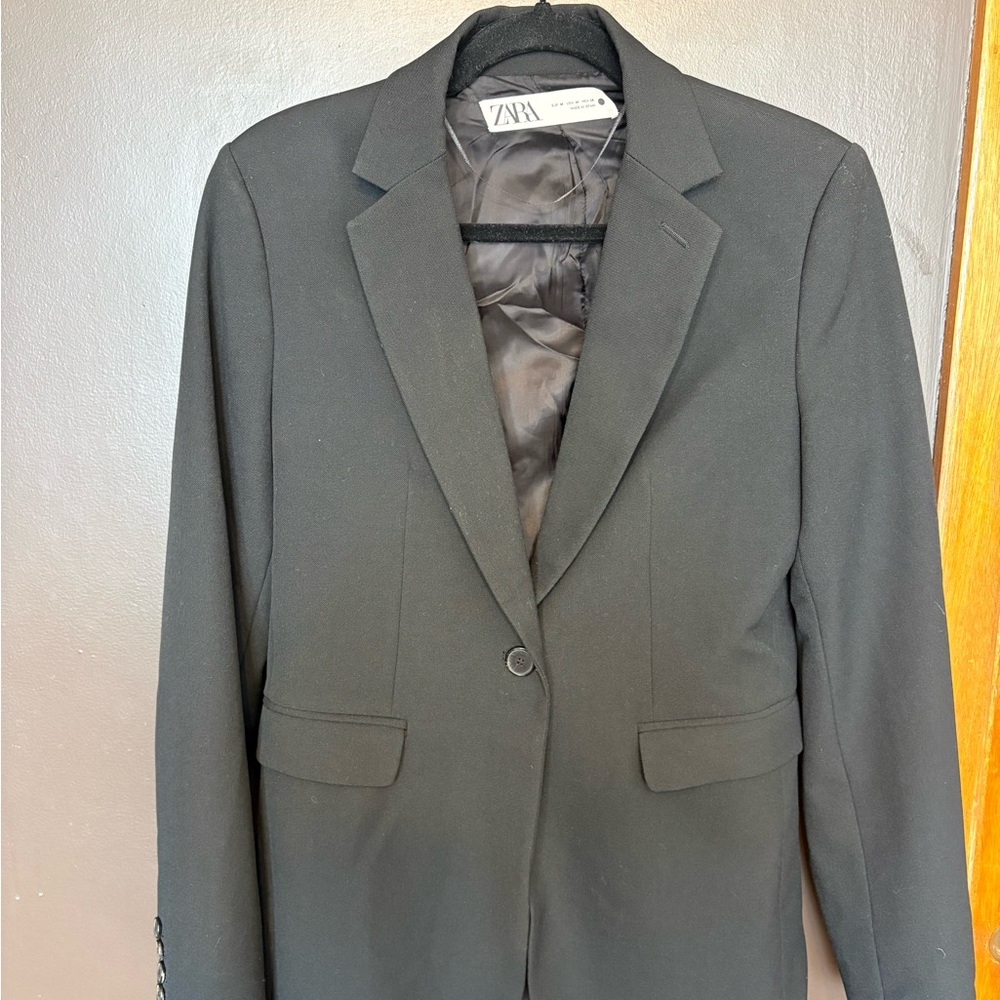 Zara Women's Black Blazer